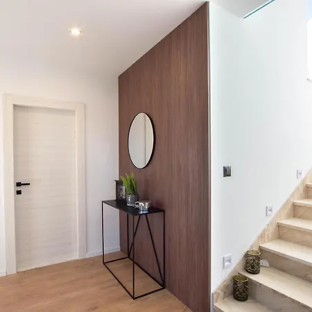 Awesome In With Kitchen