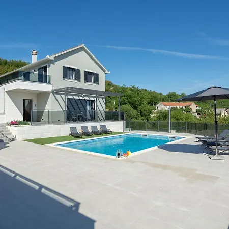 Awesome In With Kitchen Сasa de vacaciones *